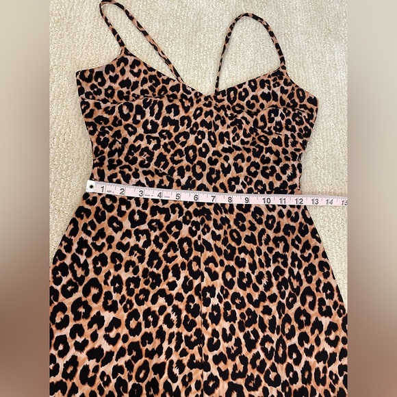LIKELY
Leopard Brooklyn Dress 0 - Picture 7 of 15